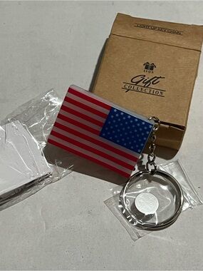 vintage Avon "Light Up Key Chain